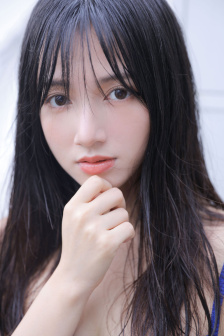 光屁股的女生内裤